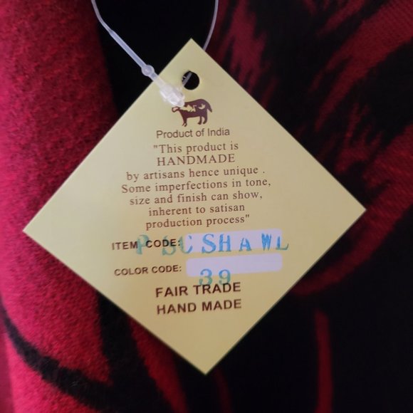 Rapti Fashion Reversible 100% Cashmere Buckle Shawl. Black & Red. Handmade. RF21 - Picture 8 of 9